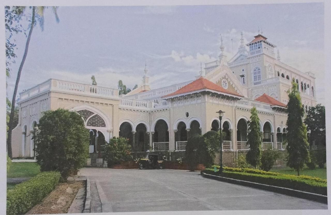 Malwade Motel Pune Exterior foto